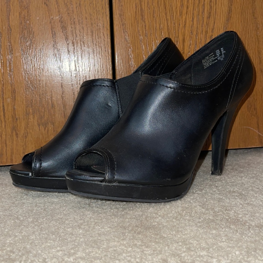 High heel black peep toe bootie